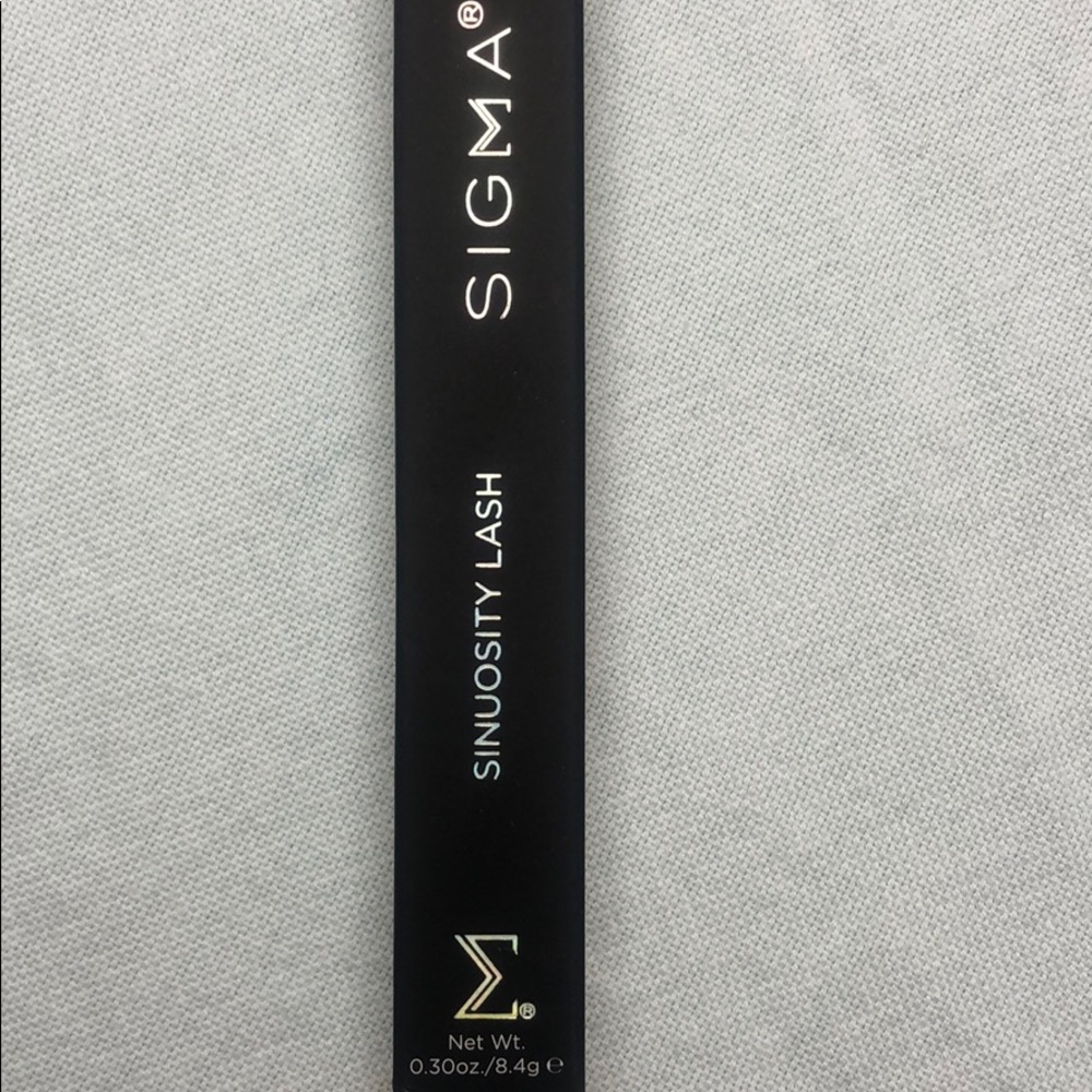 Sigma Sinuosity Lash Mascara NIB